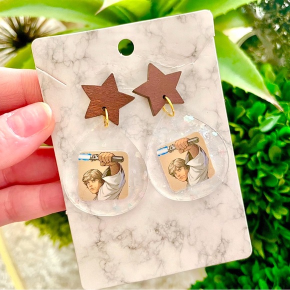 Luke Skywalker Star Wars Earrings - Picture 2 of 4